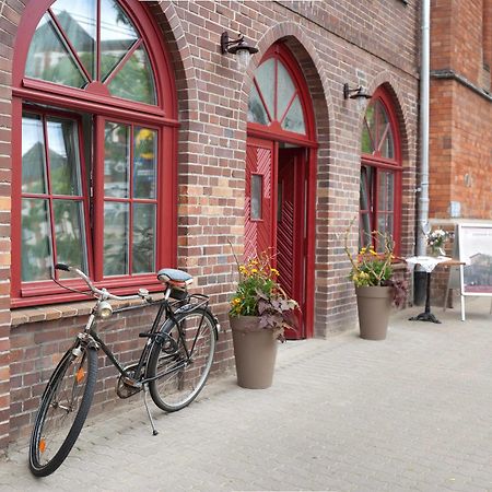 Subraum Hostel Росток Экстерьер фото