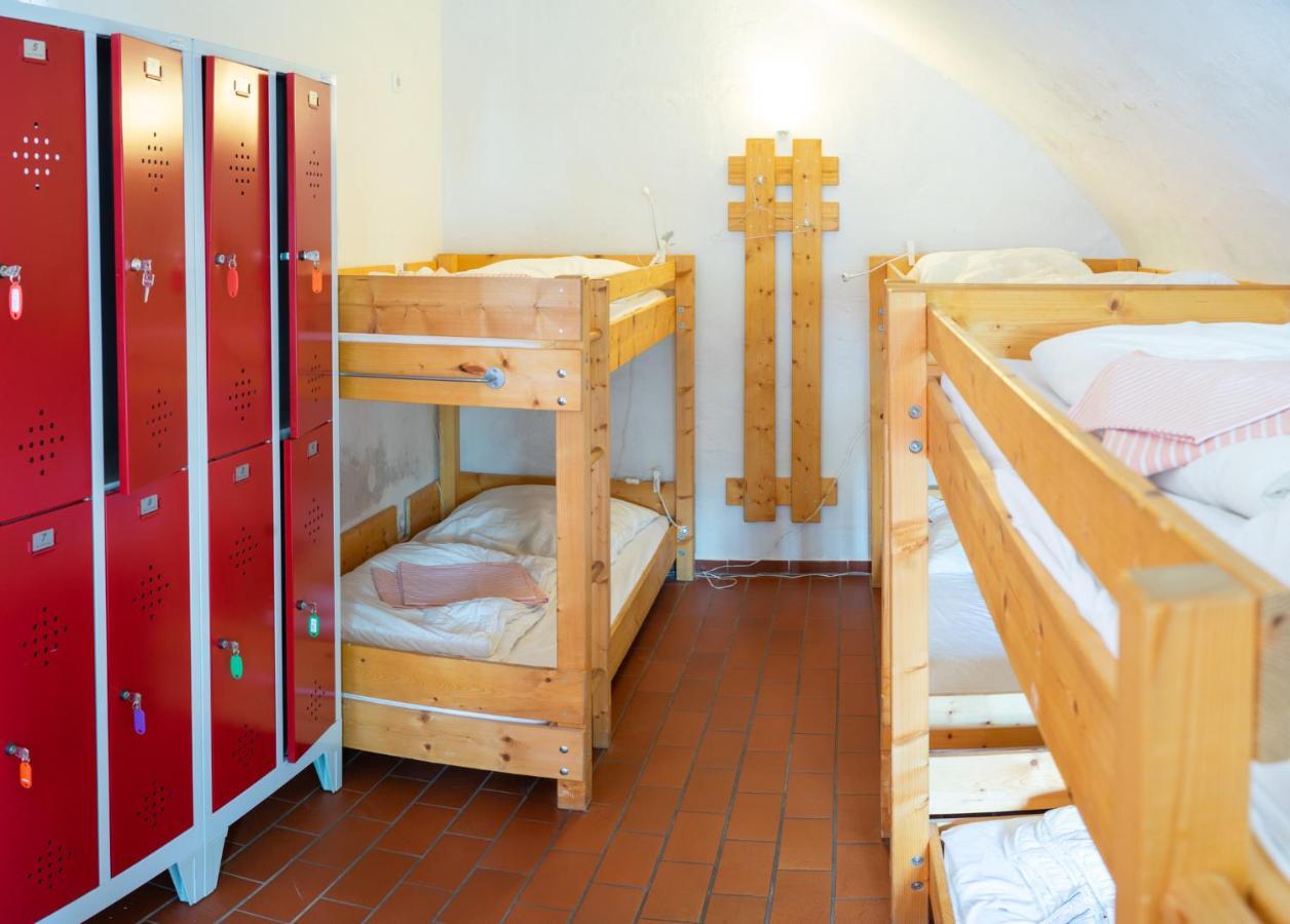 Subraum Hostel Росток Экстерьер фото