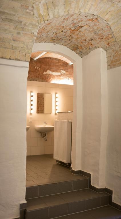 Subraum Hostel Росток Экстерьер фото