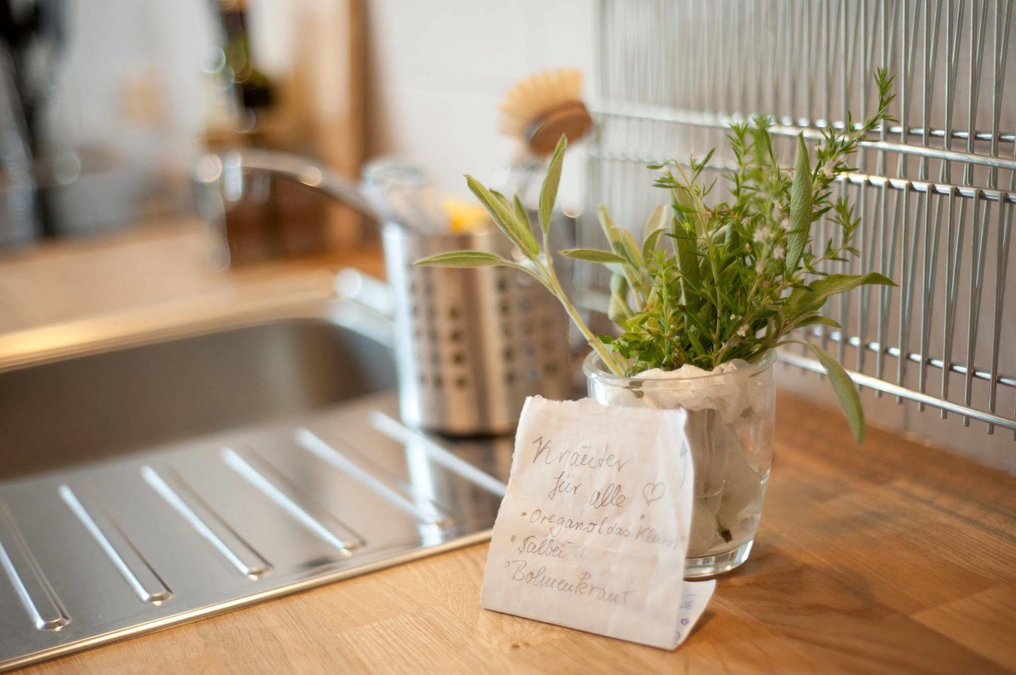 Subraum Hostel Росток Экстерьер фото